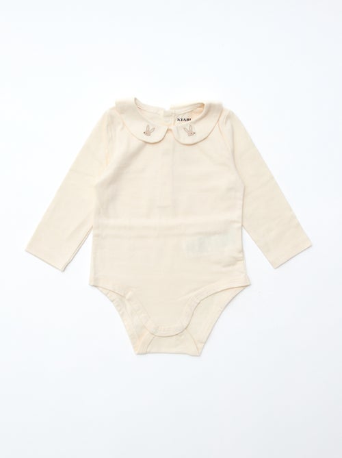 GIFTBOX jardineira comprida em tricô + body + fralda de musselina dupla + meias - Kiabi