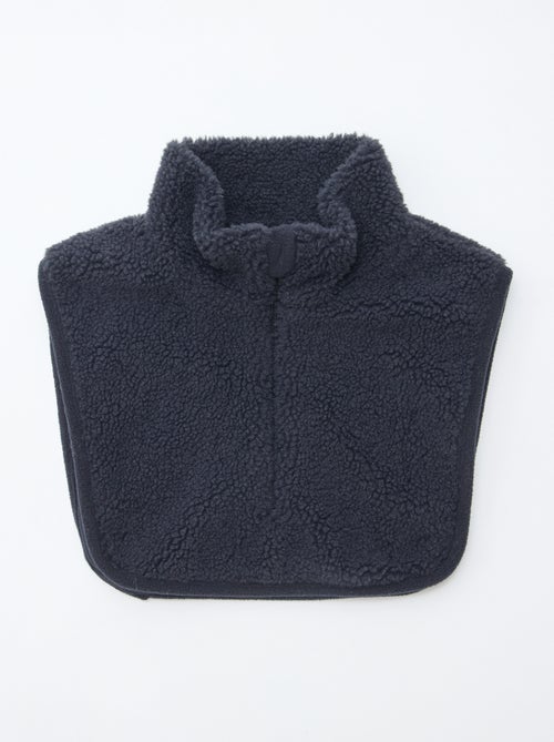 Gola com peitilho super macio - Kiabi