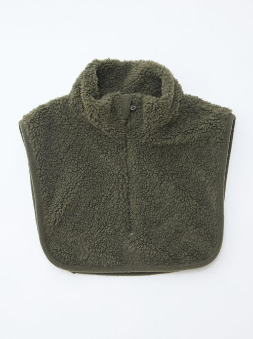 Gola com peitilho super macio - Kiabi