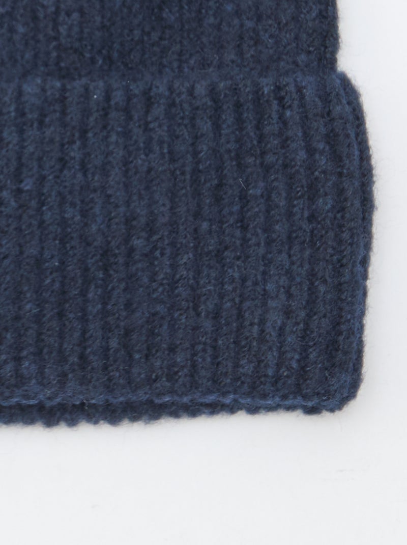 Gorro canelado com dobra Azul - Kiabi