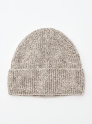 Gorro canelado com dobra