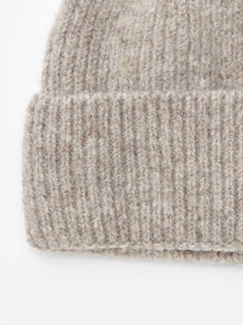 Gorro canelado com dobra - Kiabi