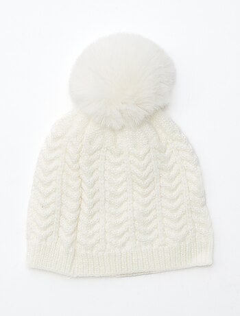 Gorro de malha com pompom