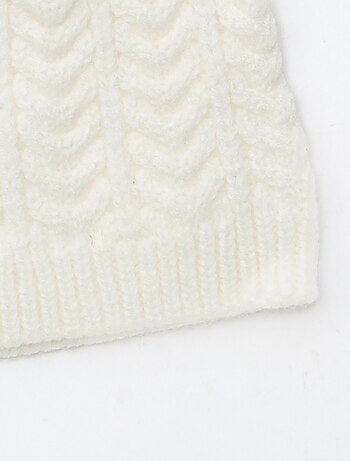 Gorro de malha com pompom