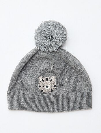 Gorro de malha com pompom