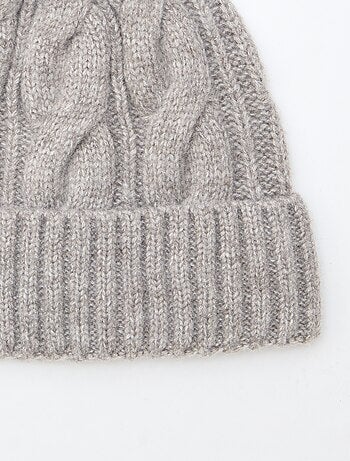 Gorro de malha torcida