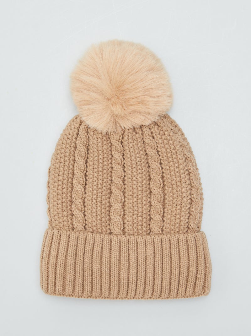 Gorro em malha torcida com pompom BEGE - Kiabi