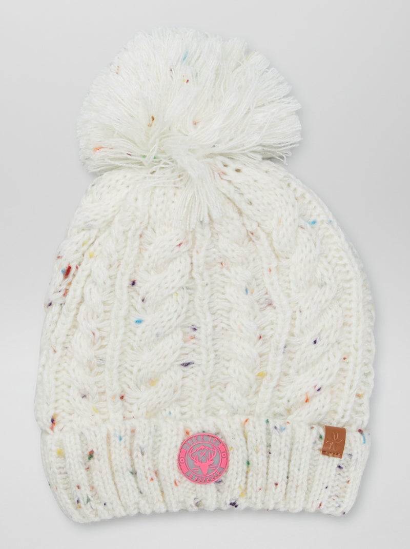 Gorro em malha torcida com pompom BRANCO - Kiabi