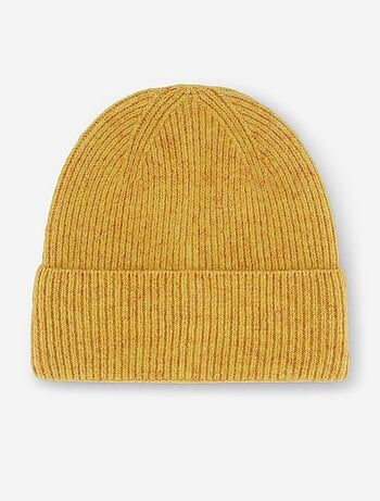 Gorro liso com dobra