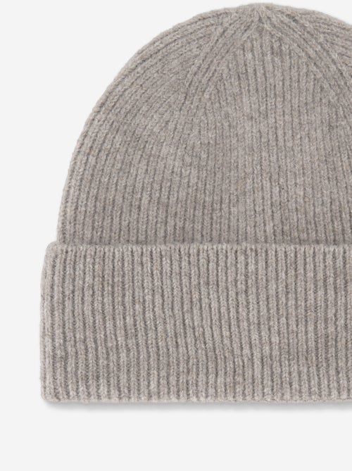 Gorro liso com dobra - Kiabi