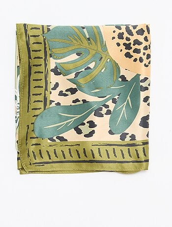 Grande lenço quadrado com padrões