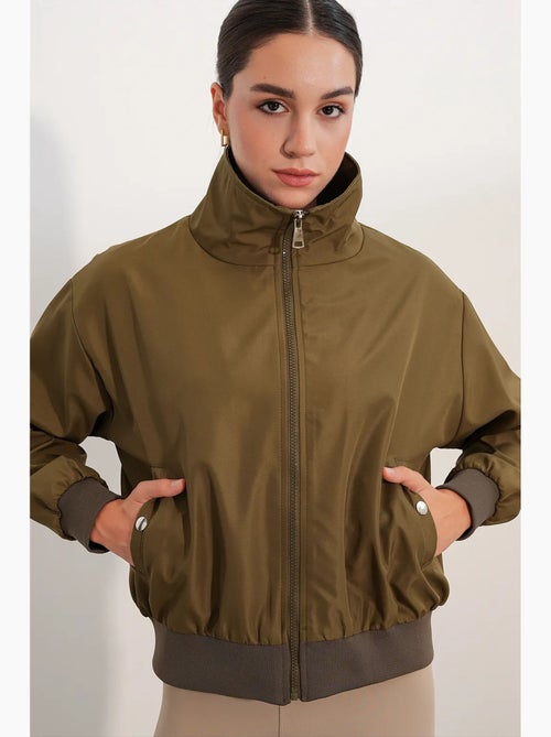 Jaqueta feminina bdart - Kiabi Jaqueta feminina bdart - Kiabi