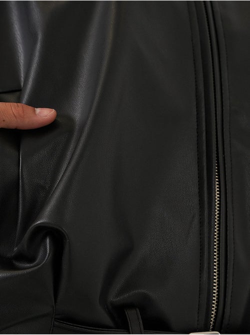 Jaqueta oversized de couro sintético com cinto bdart - Kiabi Jaqueta oversized de couro sintético com cinto bdart - Kiabi