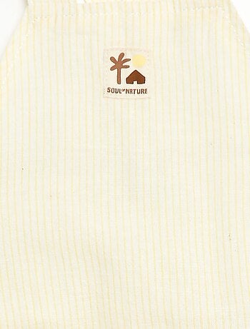 Jardineira curta em algodão e linho