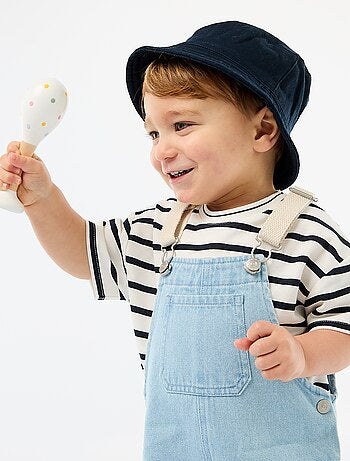 Jardineira de ganga com bolso aplicado