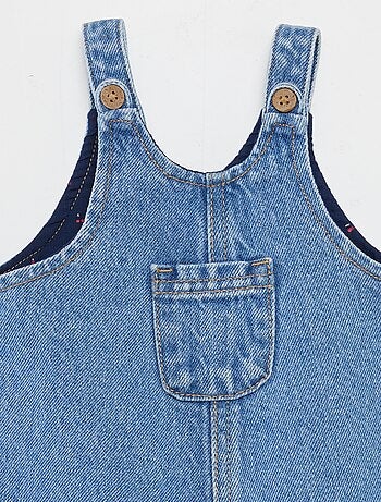 Jardineiras curtas com bolso frontal