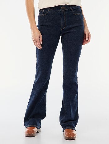 Jean cintura subida corte flare/bootcut - C34