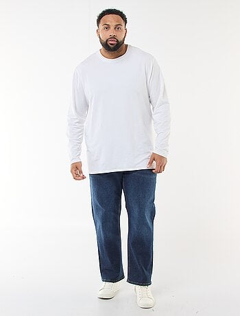 Jean regular / corte reto com 5 bolsos