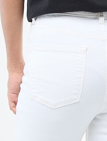 Jean super skinny cintura muito subida - L32