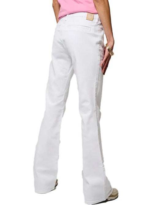 Jeans Brancos de Mulher Kaporal Bea de Corte Reto - Kiabi Jeans Brancos de Mulher Kaporal Bea de Corte Reto - Kiabi