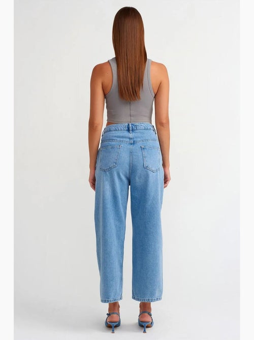 Jeans capri balloon de cintura subida dilvin - Kiabi Jeans capri balloon de cintura subida dilvin - Kiabi