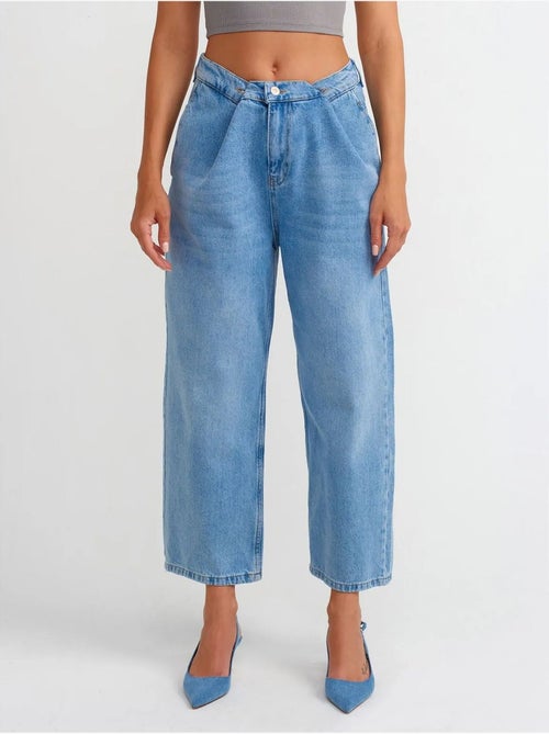 Jeans capri balloon de cintura subida dilvin - Kiabi Jeans capri balloon de cintura subida dilvin - Kiabi
