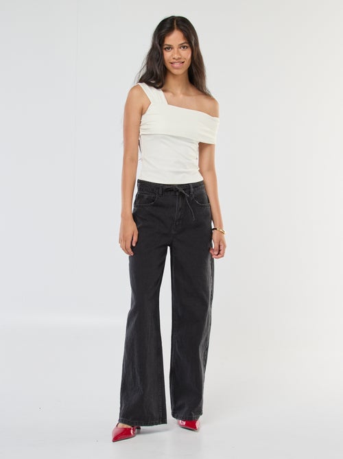 Jeans corte wide leg com cinto fino em ganga - Kiabi