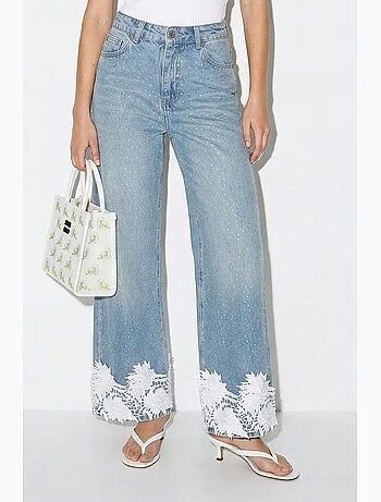 Jeans de cintura alta e perna larga bordados lucci
