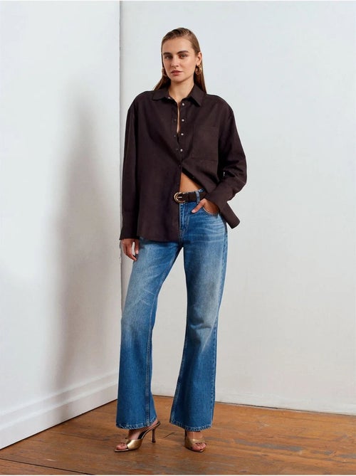 Jeans de cintura baixa com perna à boca de sino dilvin - Kiabi Jeans de cintura baixa com perna à boca de sino dilvin - Kiabi