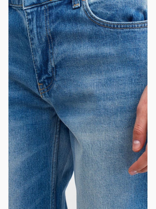 Jeans de cintura média de perna reta dilvin - Kiabi Jeans de cintura média de perna reta dilvin - Kiabi