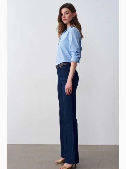 Jeans de cintura subida à boca de sino dilvin - Kiabi Jeans de cintura subida à boca de sino dilvin - Kiabi