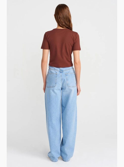 Jeans de cintura subida balloon de perna larga e larga dilvin - Kiabi Jeans de cintura subida balloon de perna larga e larga dilvin - Kiabi