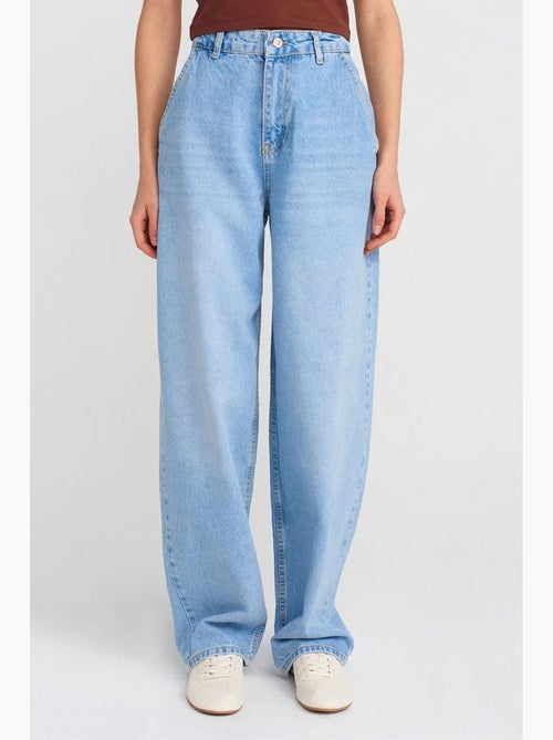 Jeans de cintura subida balloon de perna larga e larga dilvin - Kiabi Jeans de cintura subida balloon de perna larga e larga dilvin - Kiabi