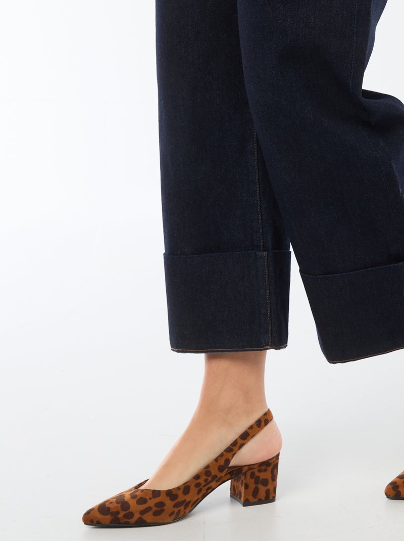 Jeans de cintura subida com bainha virada Azul - Kiabi