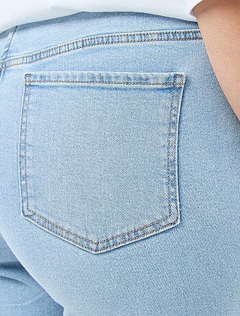 Jeans de cintura subida com strass