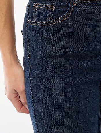 Jeans de cintura subida corte flare/bootcut - L28