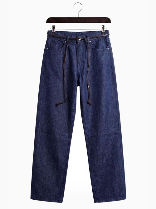 Jeans de denim masculino de cintura média e perna reta giesto - Kiabi Jeans de denim masculino de cintura média e perna reta giesto - Kiabi