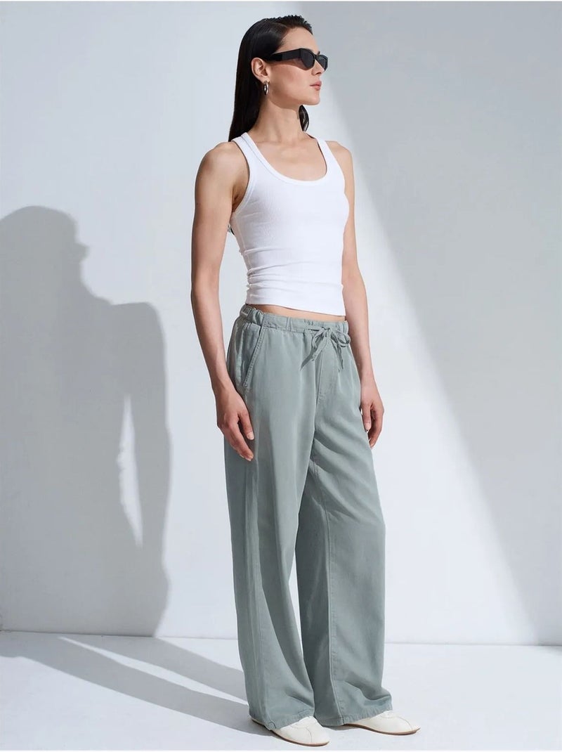 Jeans de ganga de cintura média e perna larga dilvin Verde - Kiabi