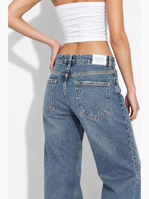 Jeans de ganga de perna larga e corte direito hiccup - Kiabi Jeans de ganga de perna larga e corte direito hiccup - Kiabi