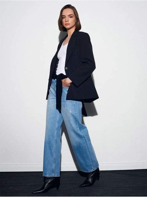 Jeans de mulher de cintura subida e perna reta dilvin - Kiabi Jeans de mulher de cintura subida e perna reta dilvin - Kiabi