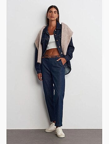 Jeans de mulher de cintura subida e perna reta dilvin