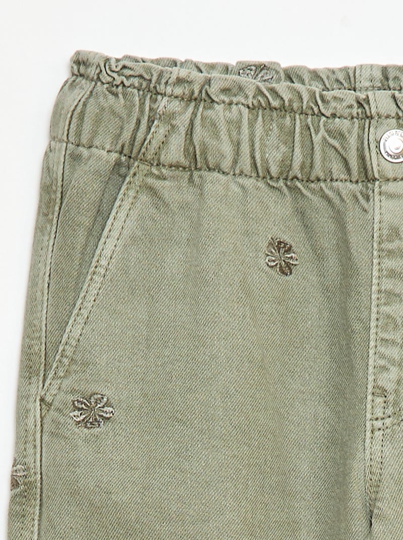 Jeans de perna larga com padrão bordado Caqui - Kiabi