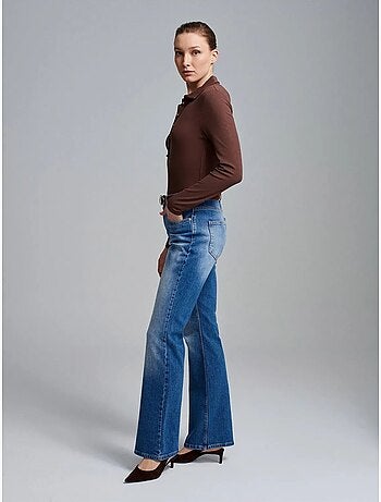 Jeans de perna reta de cintura baixa dilvin