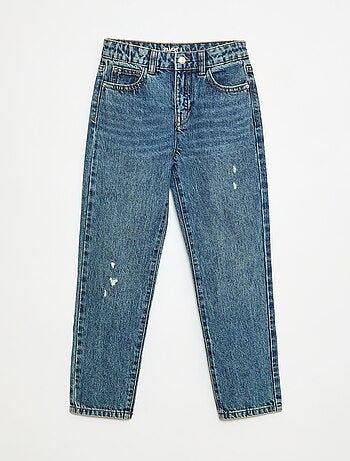 Jeans direitos com abrasões fantasia