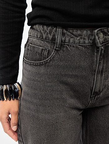 Jeans direitos de cintura subida - L32