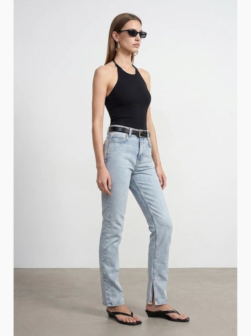 Jeans femininos de cintura alta e perna reta dilvin - Kiabi