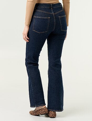 Jeans corte flare/bootcut de cintura subida