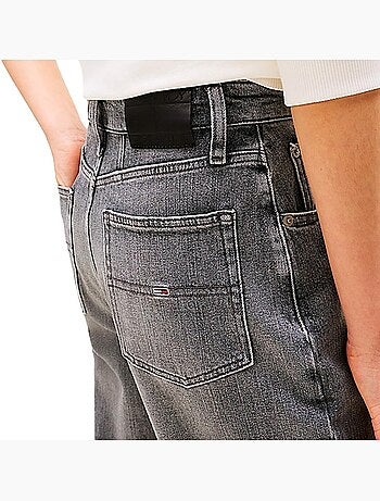 Jeans Mom Afunilados Cinzentos para Mulher Tommy Hilfiger DW0DW20648