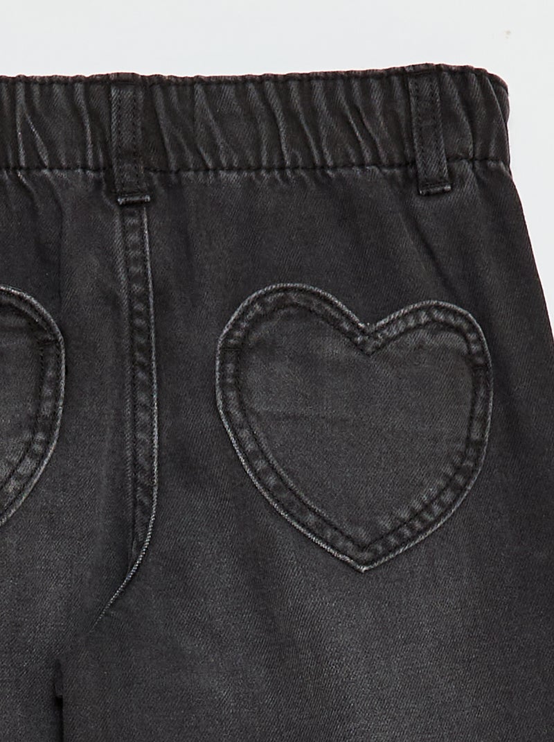 Jeans mom com bolsos em forma de coração Preto - Kiabi