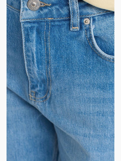 Jeans mom de cintura subida e perna direita dilvin - Kiabi Jeans mom de cintura subida e perna direita dilvin - Kiabi